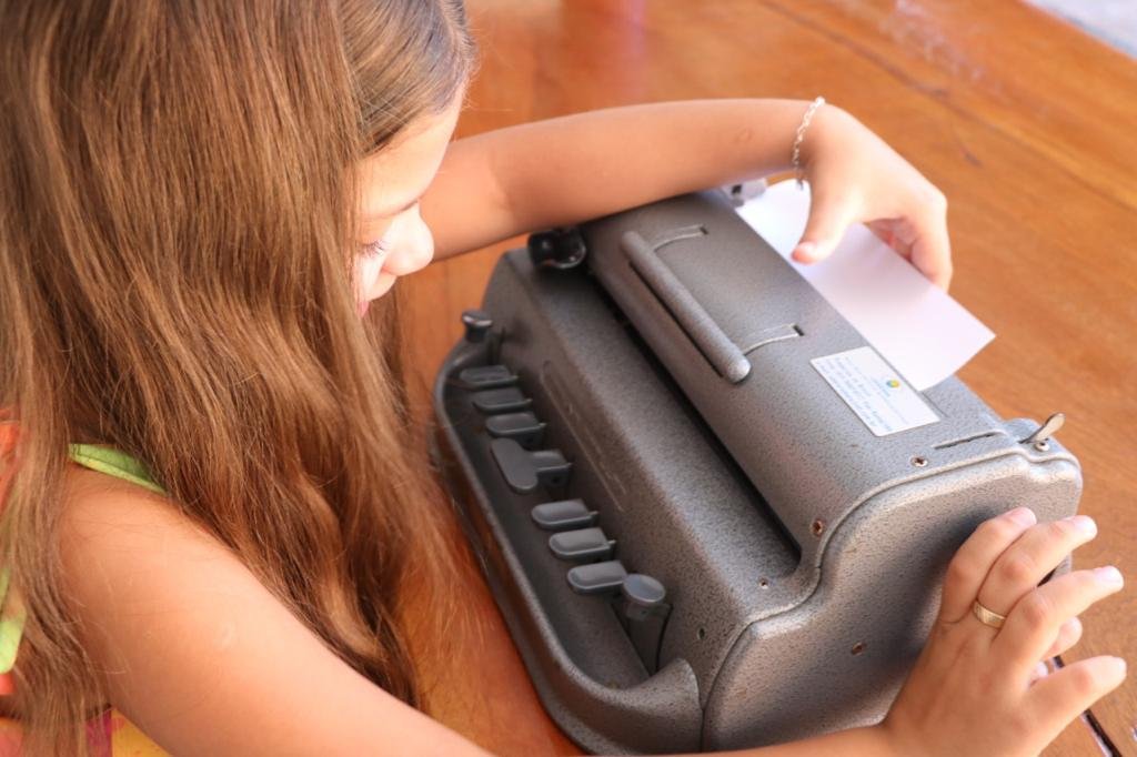 No Dia Mundial do Braille, SME Goiânia reforça a importância da inclusão em sala de aula