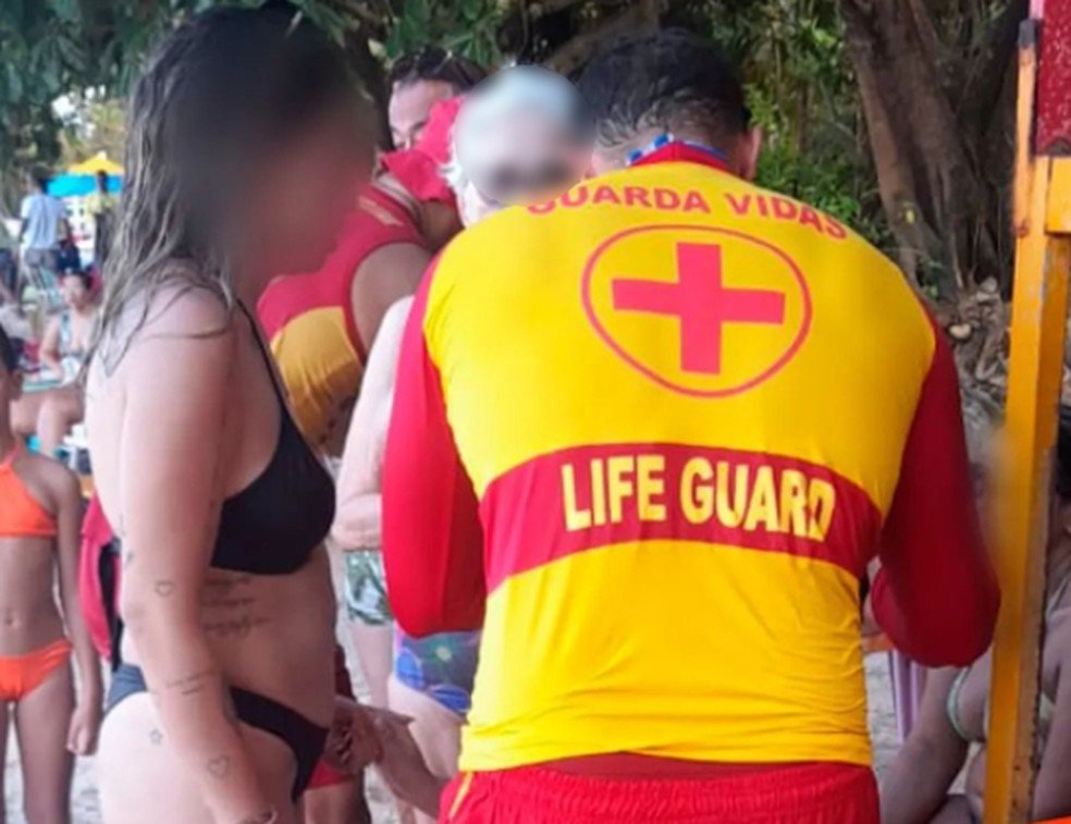 Bombeiros resgatam 11 turistas da mesma família que se afogavam ao mesmo tempo, em praia da PB