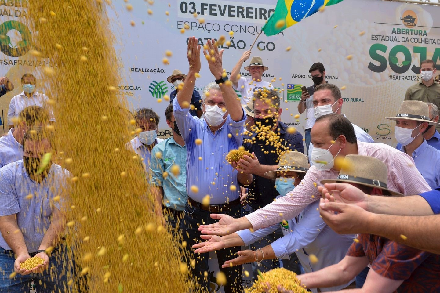 Caiado aposta em recordes na abertura da colheita de soja