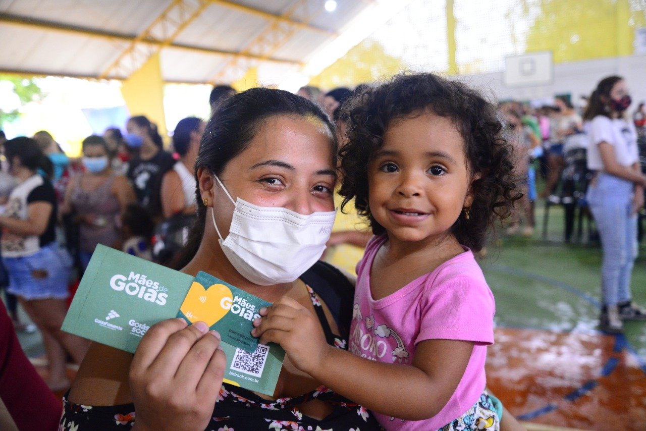 Mães de Goiás chega a mais 18 mil beneficiárias em fevereiro