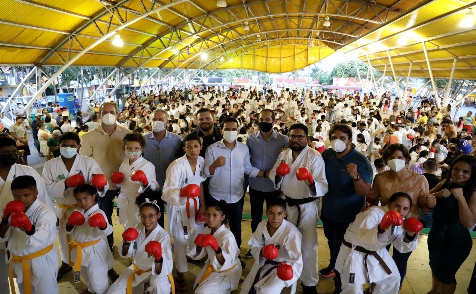 Municípios goianos recebem materiais do Construindo Campeões