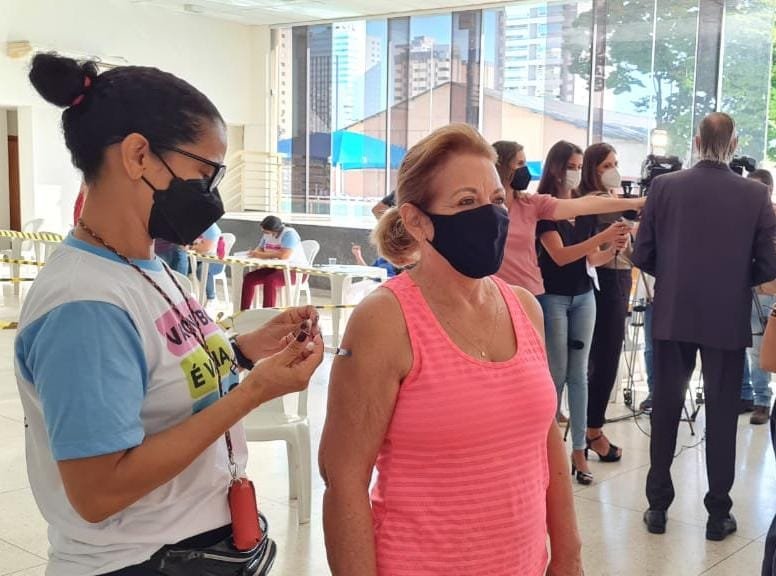 Prefeitura de Goiânia disponibiliza drive-thru para vacinação contra Influenza e Covid-19, a partir desta terça-feira (05/04)